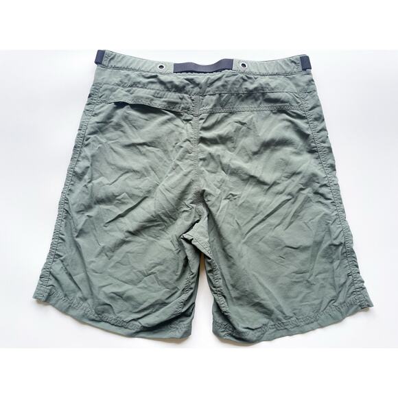 Men's Nike All Conditions Gear Green Hiking Shorts Size 34 - Picture 4 of 9